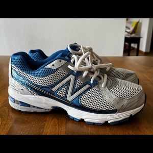 New Balance Running Shoes Sneakers Boys Size 6